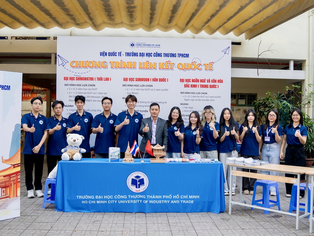 Thông tin tuyển sinh Đại học Liên kết quốc tế 2+2 năm 2026 Ngành Ngôn ngữ Trung Quốc tại Đại học Ngôn ngữ và Văn hóa Bắc Kinh (Trung Quốc)