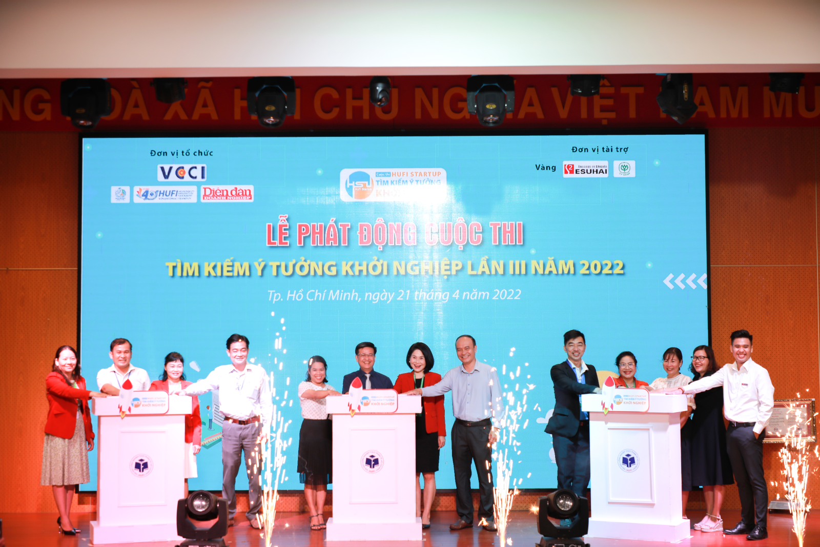 HUFI launched a series of student activities about Innovation and Start-up